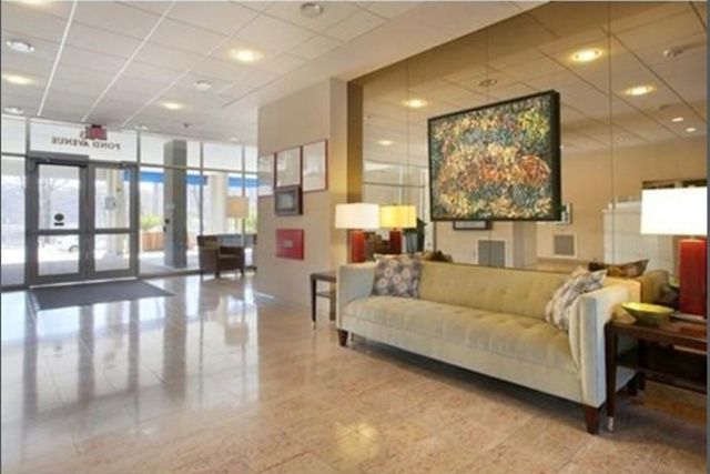 33 Pond Ave 813, Brookline, MA 02445