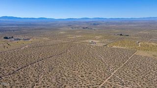 155 E Avenue F8, Lancaster, CA 93535