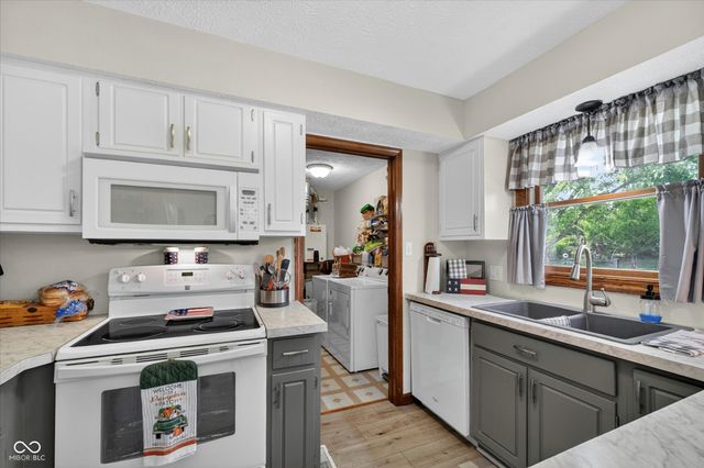 6411 Winona Drive, Indianapolis, IN 46236