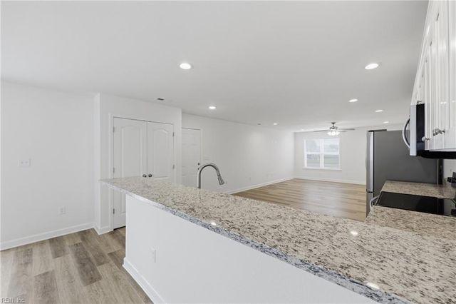 211 Compass DR, Elizabeth City, NC 27909