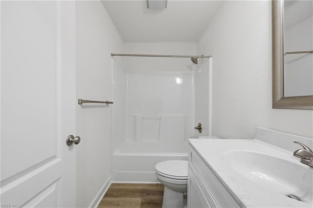 211 Compass DR, Elizabeth City, NC 27909