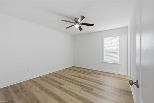 211 Compass DR, Elizabeth City, NC 27909