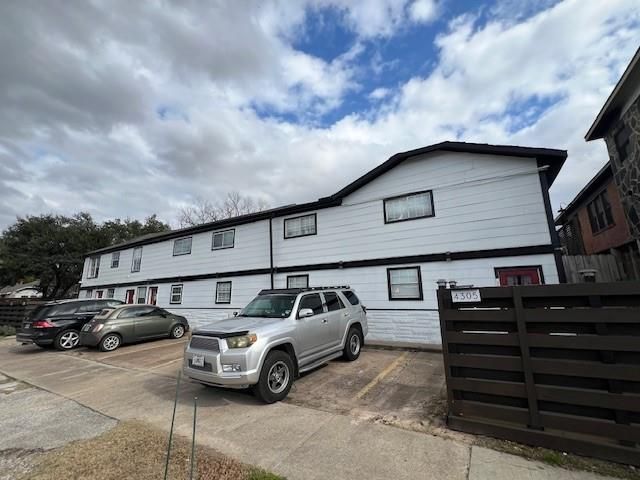 4301 La Branch Street B, Houston, TX 77004