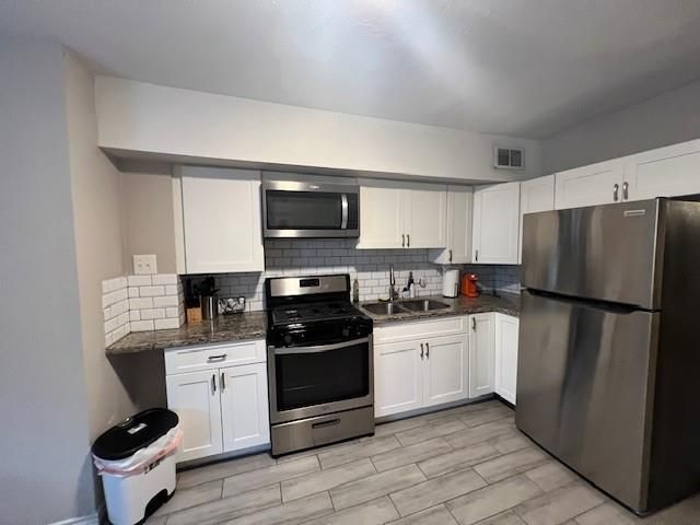 4301 La Branch Street B, Houston, TX 77004