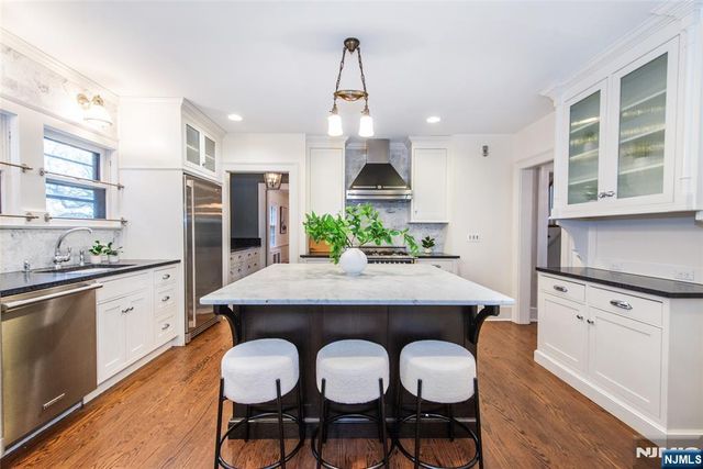 158 Mountain Avenue, Montclair, NJ 07042