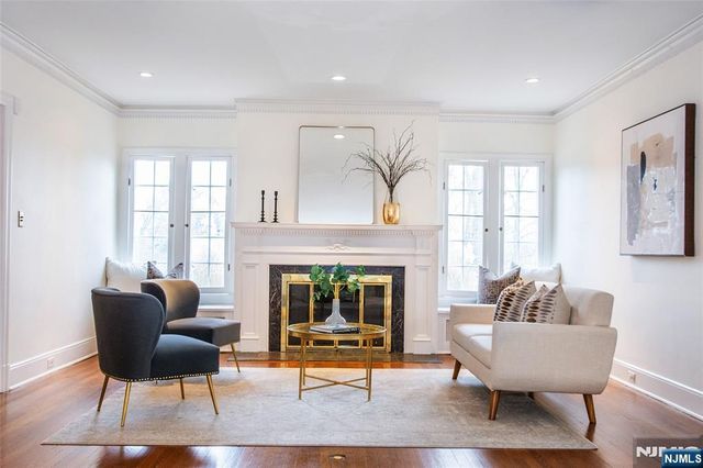 158 Mountain Avenue, Montclair, NJ 07042