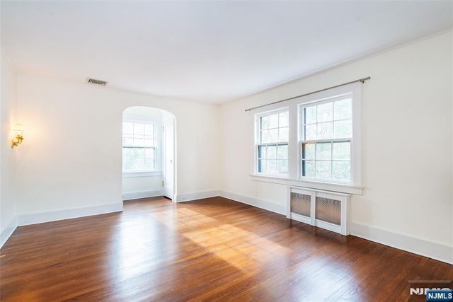 158 Mountain Avenue, Montclair, NJ 07042