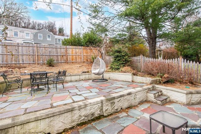 158 Mountain Avenue, Montclair, NJ 07042