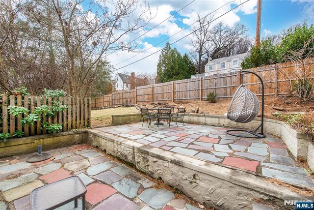 158 Mountain Avenue, Montclair, NJ 07042