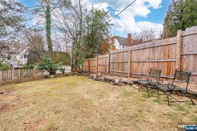 158 Mountain Avenue, Montclair, NJ 07042