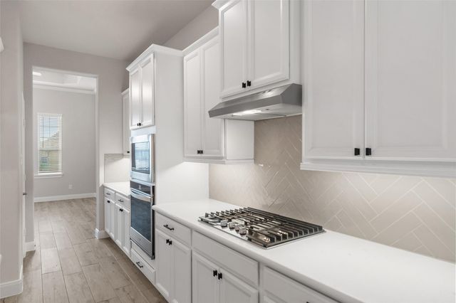 1524 N Blue Bonnet Lane, Angleton, TX 77515