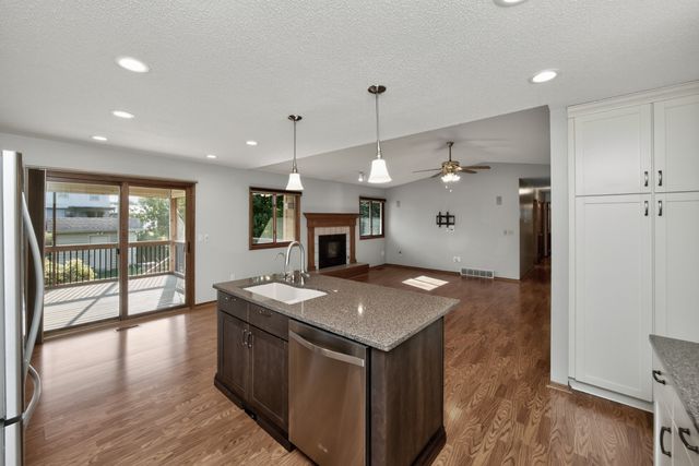 965 4th Street, Waukee, IA 50263