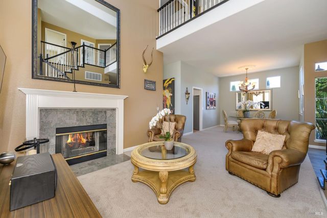 2 Wedgewood Ct, Petaluma, CA 94954