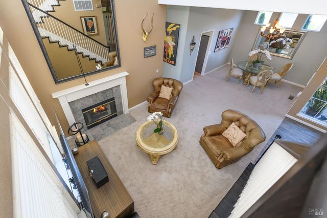 2 Wedgewood Ct, Petaluma, CA 94954