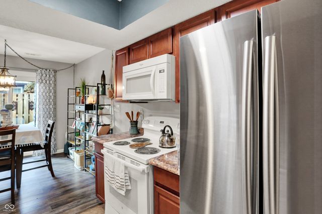 7813 Hunters Path, Indianapolis, IN 46214