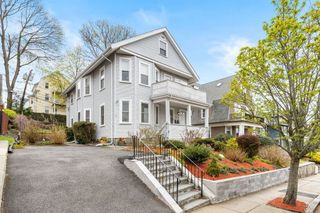 63 Bradwood St, Boston, MA 02131