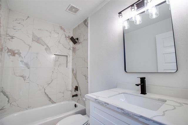 9809 Wren Court, Conroe, TX 77385