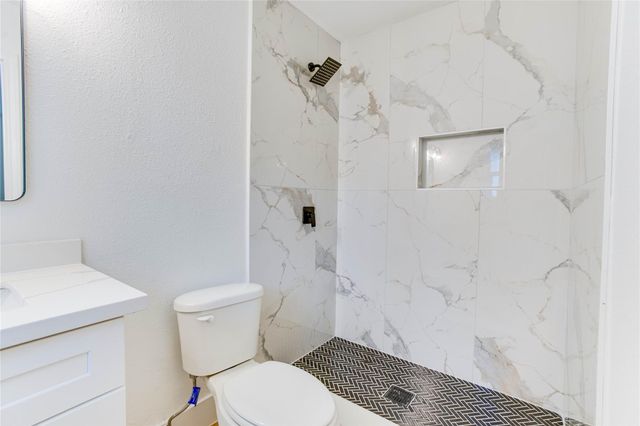 9809 Wren Court, Conroe, TX 77385