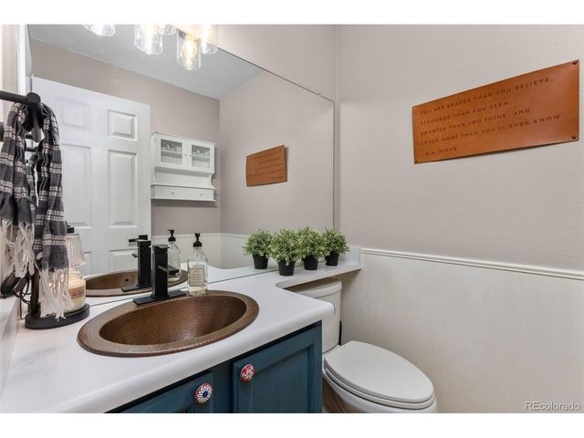 8756 Aberdeen Cir, Highlands Ranch, CO 80130