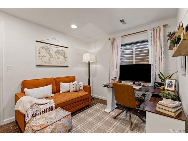 8756 Aberdeen Cir, Highlands Ranch, CO 80130