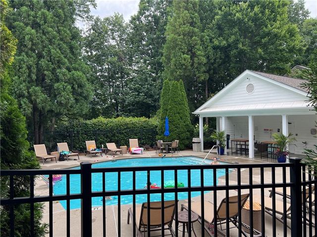 1376 Bellsmith Drive, Roswell, GA 30076