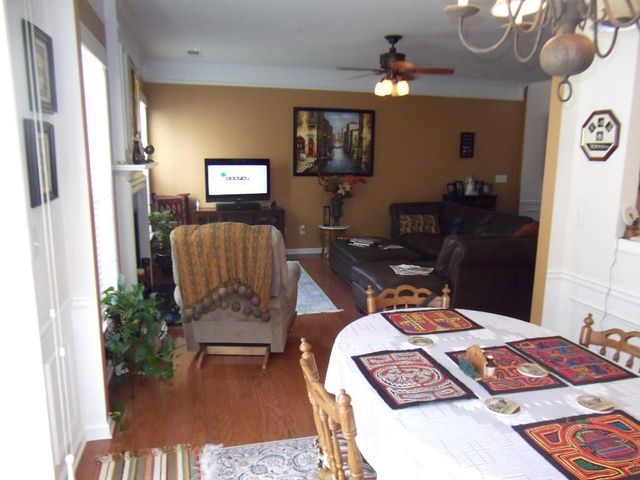 1376 Bellsmith Drive, Roswell, GA 30076