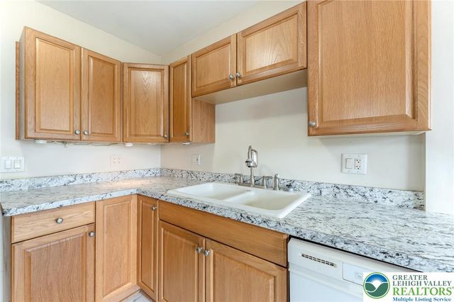 520 Maple Street, Bethlehem City, PA 18018