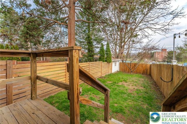 520 Maple Street, Bethlehem City, PA 18018