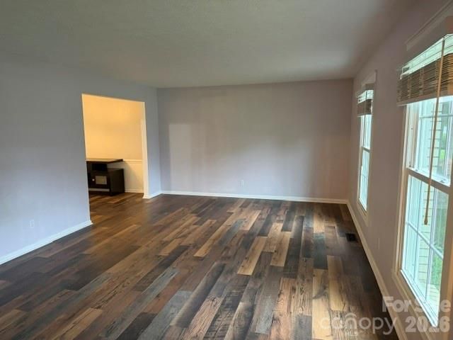 1376 Glenheath Drive, Hendersonville, NC 28791