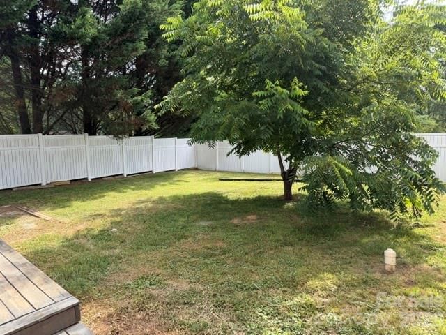 1376 Glenheath Drive, Hendersonville, NC 28791