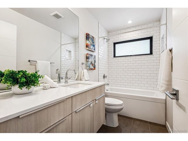 3257 N Gilpin St, Denver, CO 80205