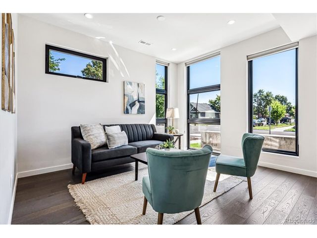 3257 N Gilpin St, Denver, CO 80205