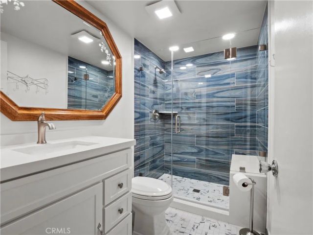 25415 Via Alcira, Valencia, CA 91355