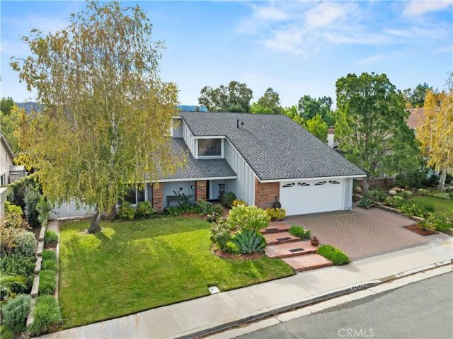 25415 Via Alcira, Valencia, CA 91355