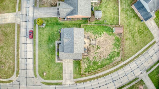 8500 Moonstone Court, Florence, KY 41042