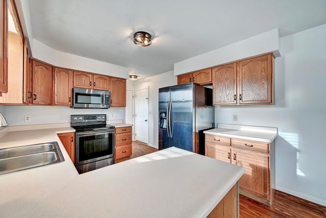 8500 Moonstone Court, Florence, KY 41042