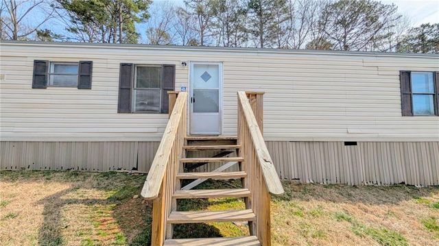 1562 Grindle Bridge Road, Dahlonega, GA 30533