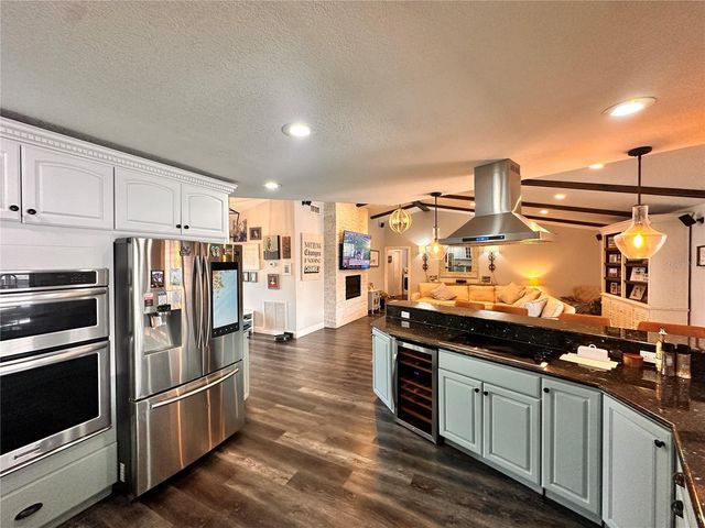 5807 SCHOONER WAY, Tampa, FL 33615