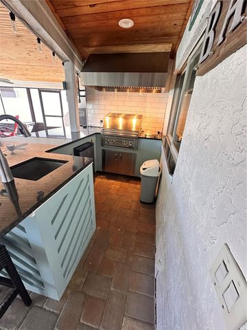 5807 SCHOONER WAY, Tampa, FL 33615