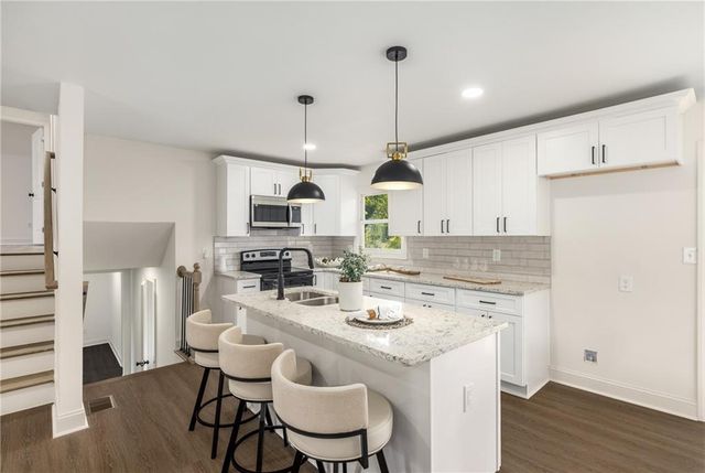 1483 Town Country SE Drive, Atlanta, GA 30316