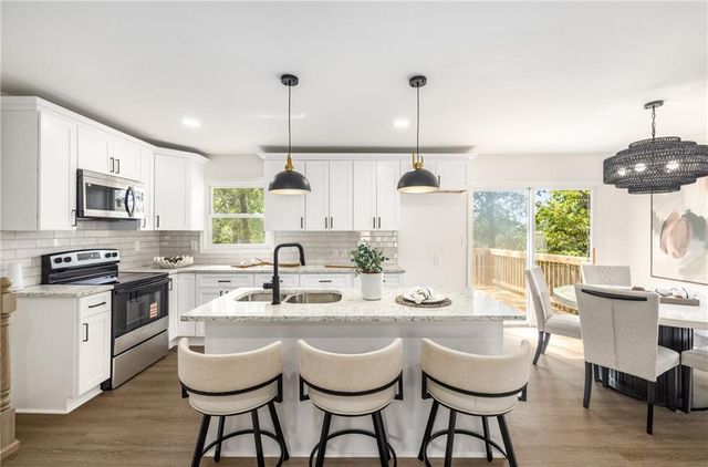 1483 Town Country SE Drive, Atlanta, GA 30316