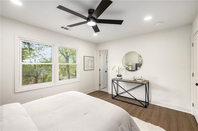 1483 Town Country SE Drive, Atlanta, GA 30316