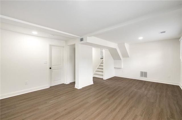 1483 Town Country SE Drive, Atlanta, GA 30316