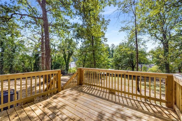 1483 Town Country SE Drive, Atlanta, GA 30316