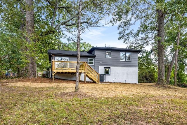 1483 Town Country SE Drive, Atlanta, GA 30316