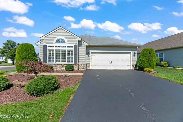 46 Dante Drive, Manchester, NJ 08759