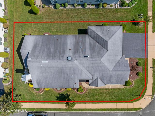 46 Dante Drive, Manchester, NJ 08759