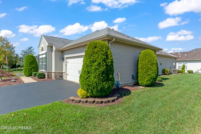 46 Dante Drive, Manchester, NJ 08759