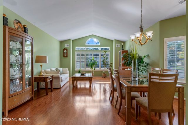 46 Dante Drive, Manchester, NJ 08759