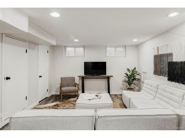 3549 N Harrison St, Denver, CO 80205